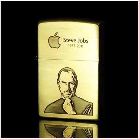 Bật Zippo dòng Mỹ xuất Nhật in hình Steve Jobs - Mã SP: Z054