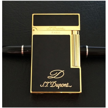 Bật lửa S.T.Dupont sơn mài đen viền vàng in logo S.T.Dupont - Mã SP: BLD02